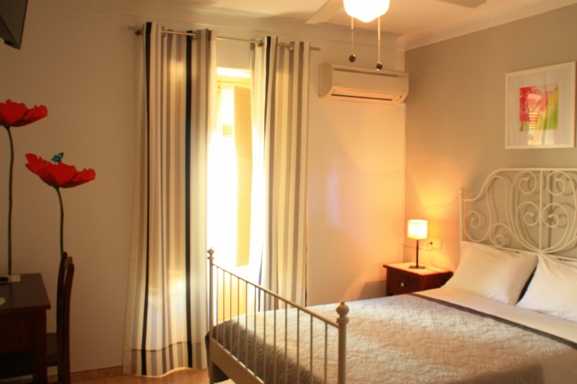Hotel Toril أنتيكيرا المظهر الخارجي الصورة